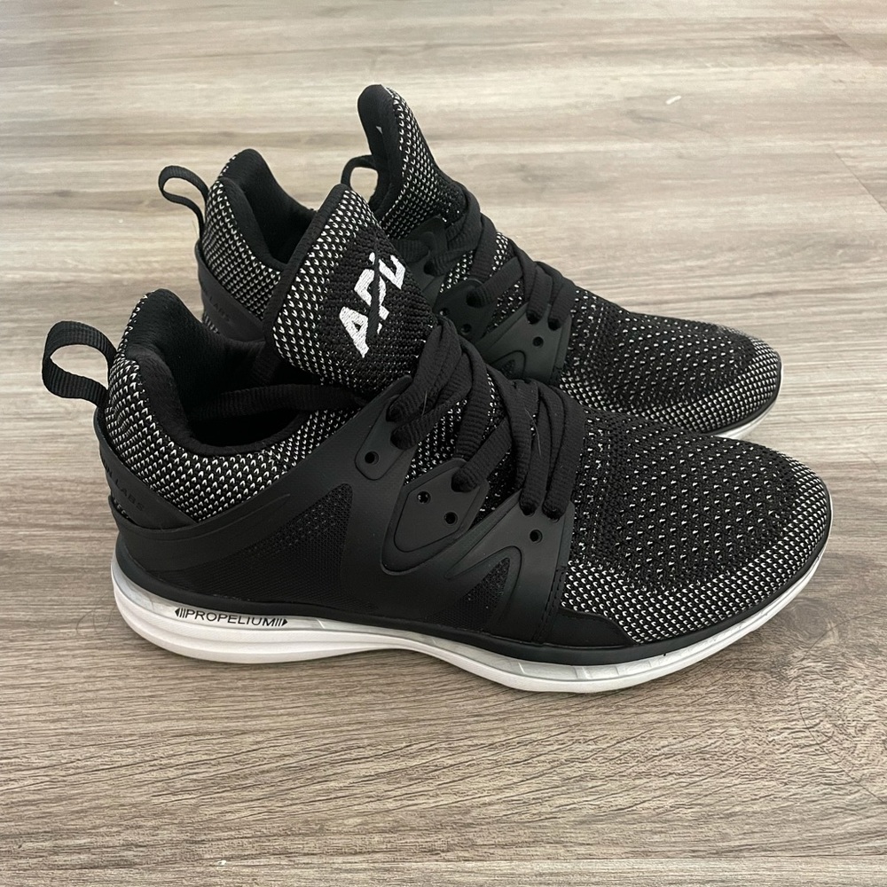 Women’s APL Sneakers Size 7.5